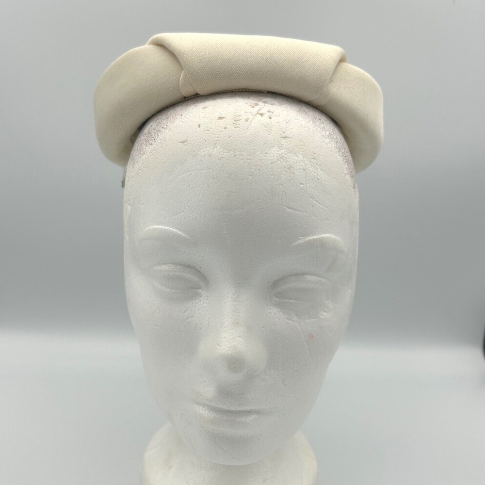 Jo Bailey Hats Cream Pillbox Hat Vintage 1950's Formal Fascinator Headpiece